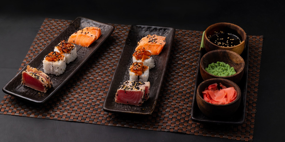 Sushi set with plate, sauce bowl and chopsticks|default:Sushi Sets|default:.NAME