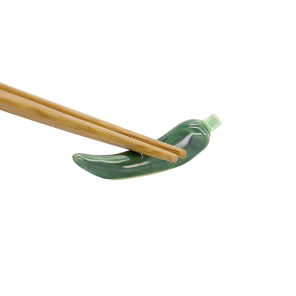 TDS, Kawaii Chopstick Rest, Green Pepper, 6.2x1.7x2.9cm, Item No. 33665