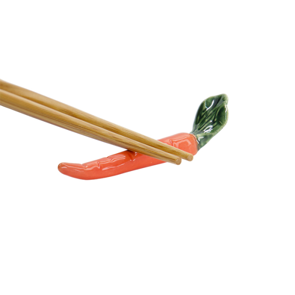 TDS, Kawaii Chopstick Rest, Carrot, 1.6x8.7x2.2cm, Item No. 33672